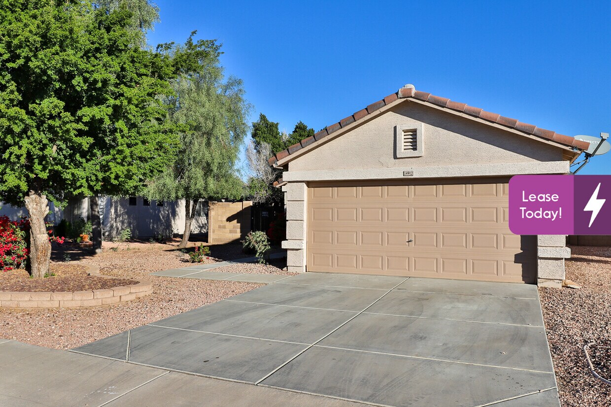 Primary Photo - 14912 W Acapulco Ln