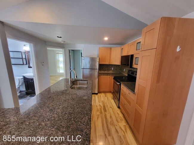 Building Photo - 2 br, 1 bath House - 727 Reynolds