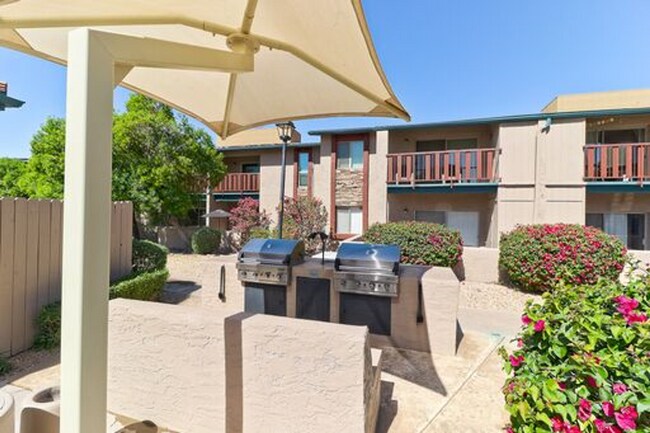 Foto del edificio - 4354 N 82nd St