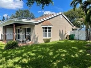 Foto del edificio - 11160 SW 11th Pl