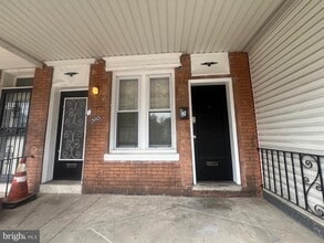 Building Photo - 5021 Race St