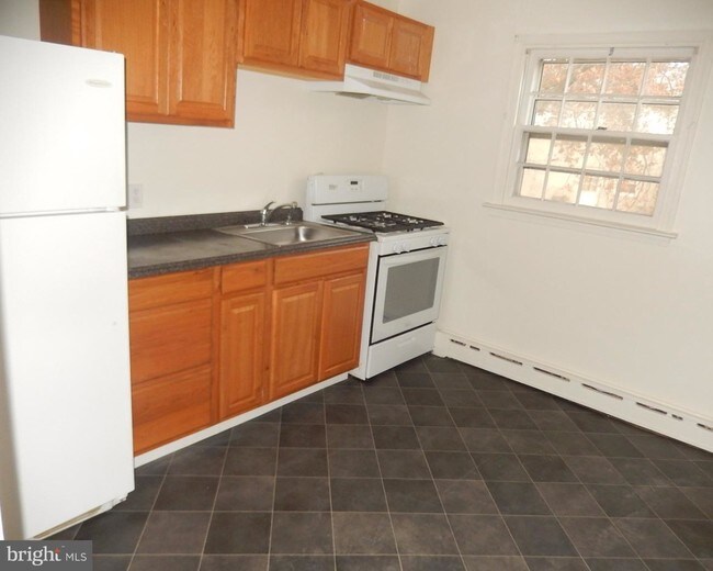 Foto del edificio - 2203 Inglewood Rd