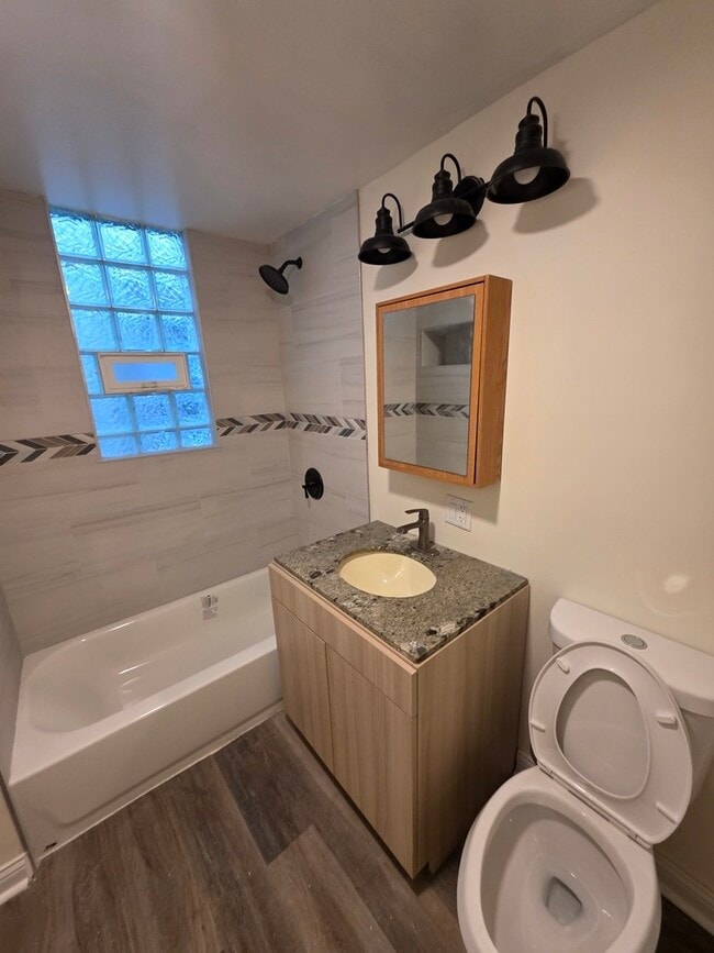 Building Photo - 10548 S Ave J