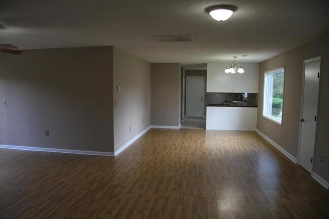 Building Photo - 3722 Piper Way
