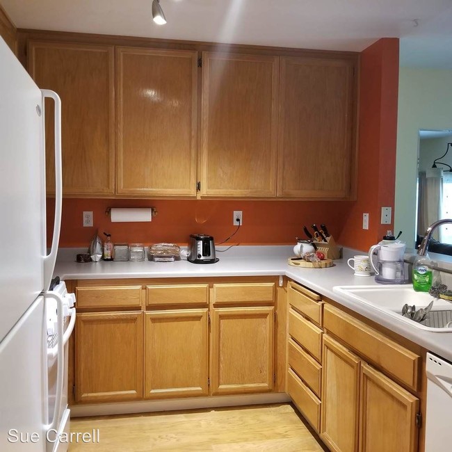 Foto del edificio - 2 br, 2.5 bath House - 343 N Main Street