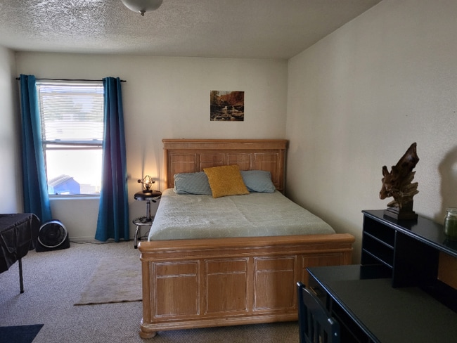 Foto del edificio - 4747 Spanish Sun Ave NE