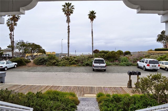 Foto del edificio - 270 N Ocean Ave