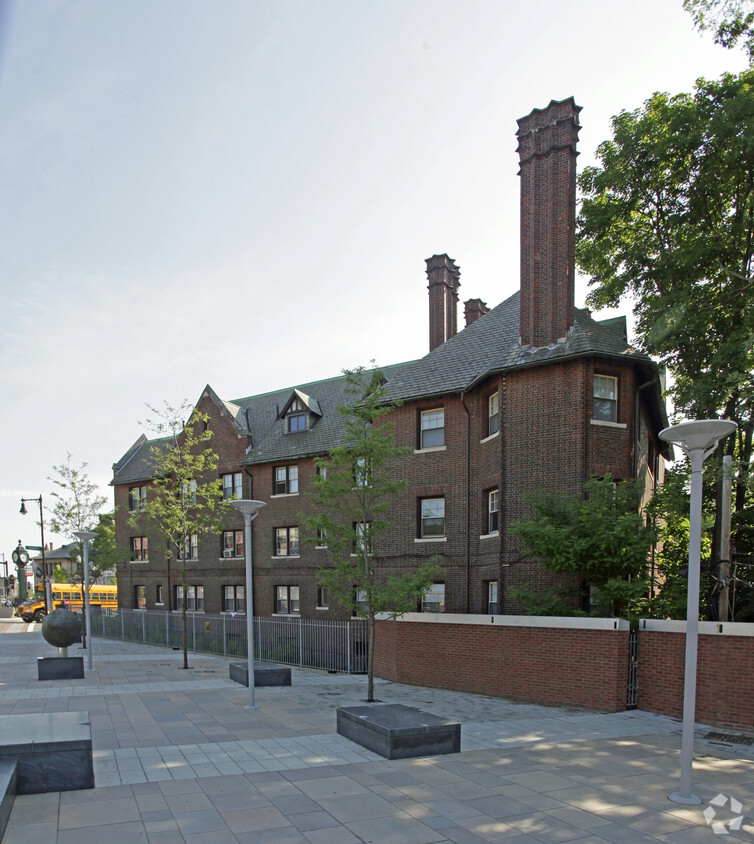 Building Photo - The Peabody Building