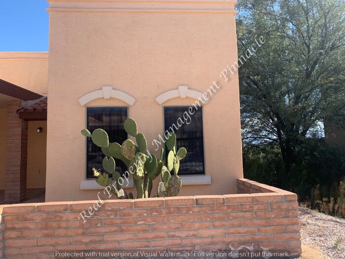 Foto principal - 18859 S. Mayford Avenue