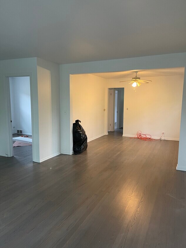 Foto del edificio - 5152 N Albany Ave