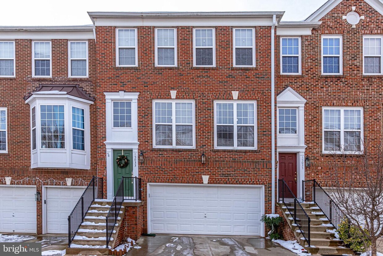 15033 Clementine Way, Haymarket, VA 20169 Townhome Rentals in