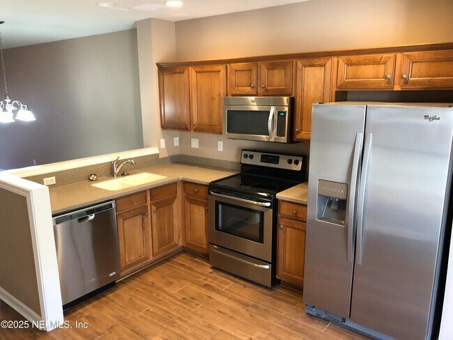 Foto del edificio - 8078 Summer Cove Ct
