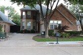 Foto principal - 7017 Dogwood Creek Ln