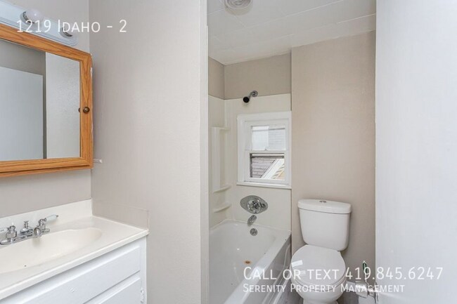 Building Photo - 1219 Idaho St