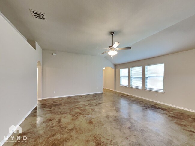 Foto del edificio - 7201 Mistletoe Trail