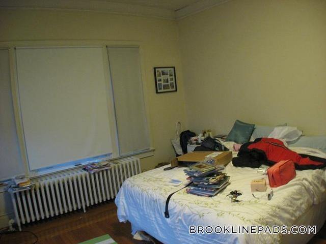 Foto del edificio - 93 Thornton Rd