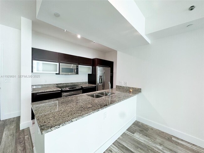 Foto del edificio - 951 Brickell Ave