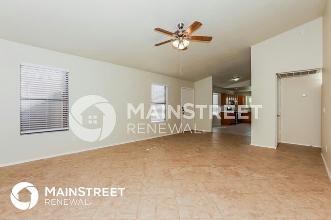 Foto del edificio - 4544 E Garnet Ave