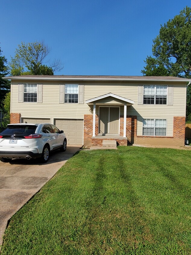 Foto principal - 35 Westwood Estates Dr