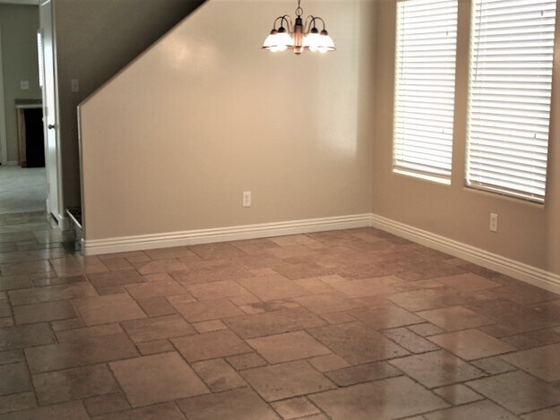 Foto del edificio - 11669 Elianto St