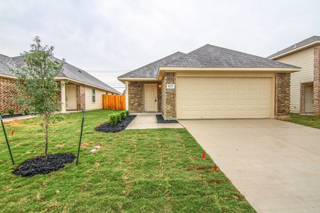 Building Photo - 8223 Tesoro Hills