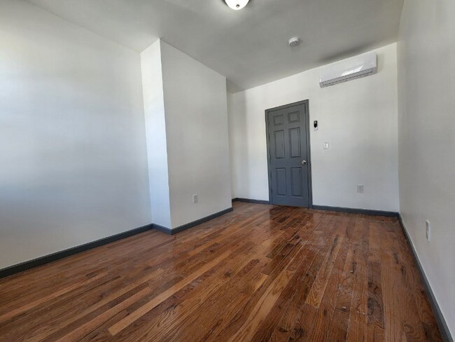 Building Photo - 761 Communipaw Ave