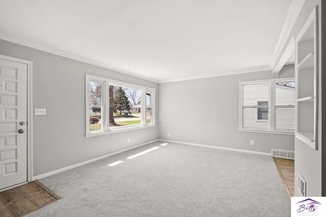 Photo - VINTON DUPLEX Apartment