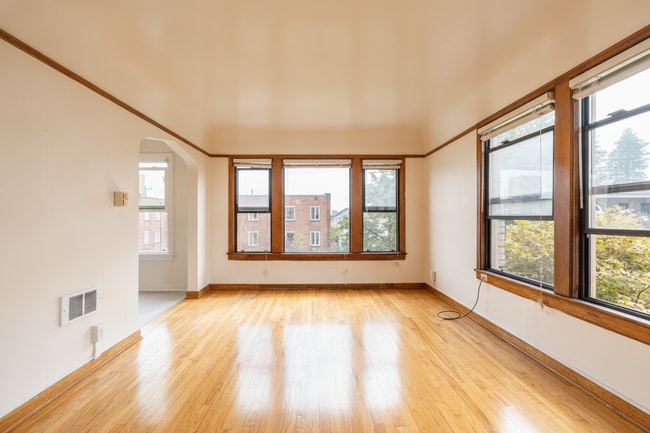 Interior Photo - Dixonian