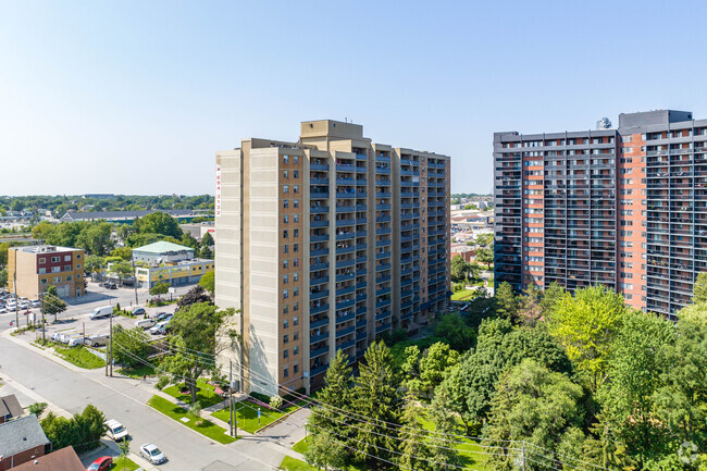 Building Photo - Macey Apartments