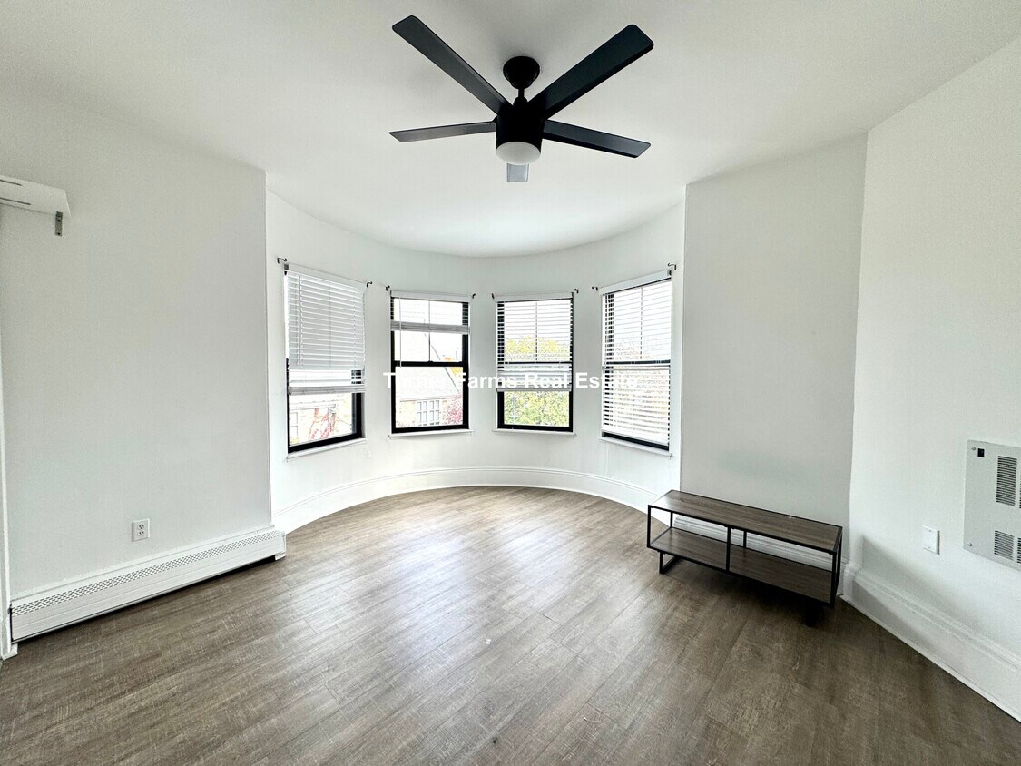 Foto principal - 1510 Tremont St