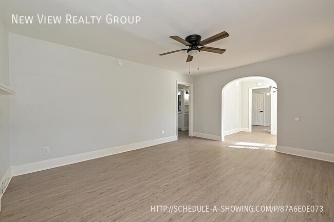 Building Photo - 3430 Mathis Dr