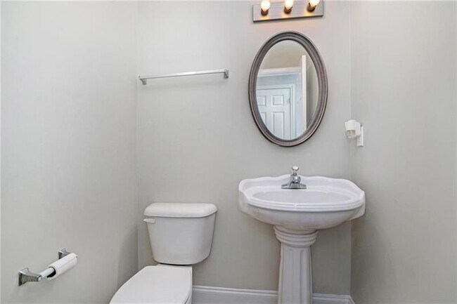 Foto del edificio - 1761 Penny Ln NW