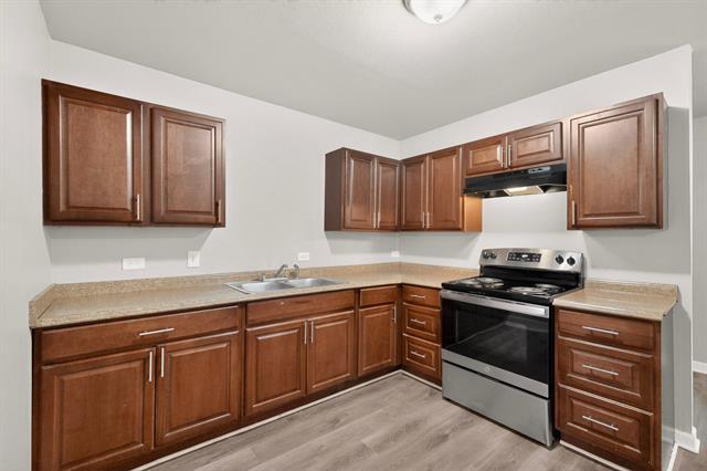 Building Photo - 2508 Skylark Dr
