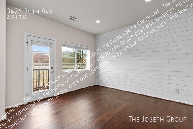 Foto del edificio - 3426 30th Ave