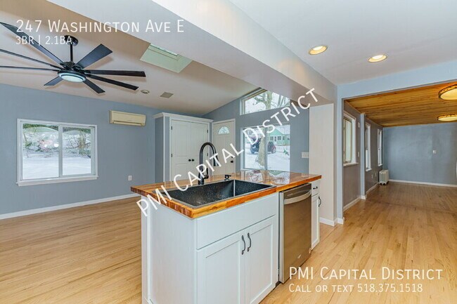 Foto del edificio - 247 Washington Ave E