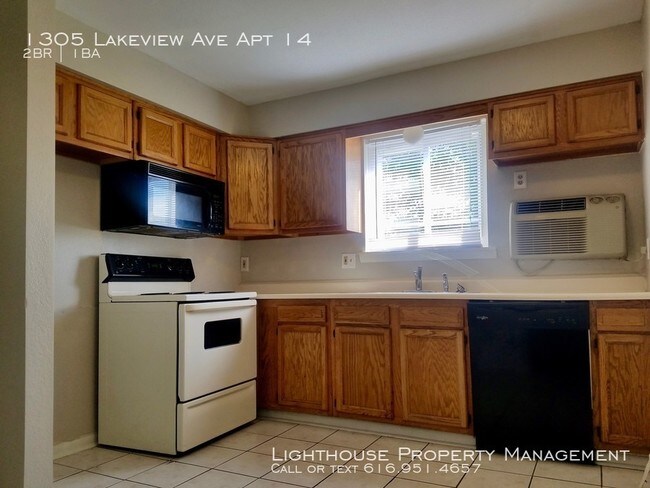 Building Photo - Two Bedroom Apartment in Battle Creek