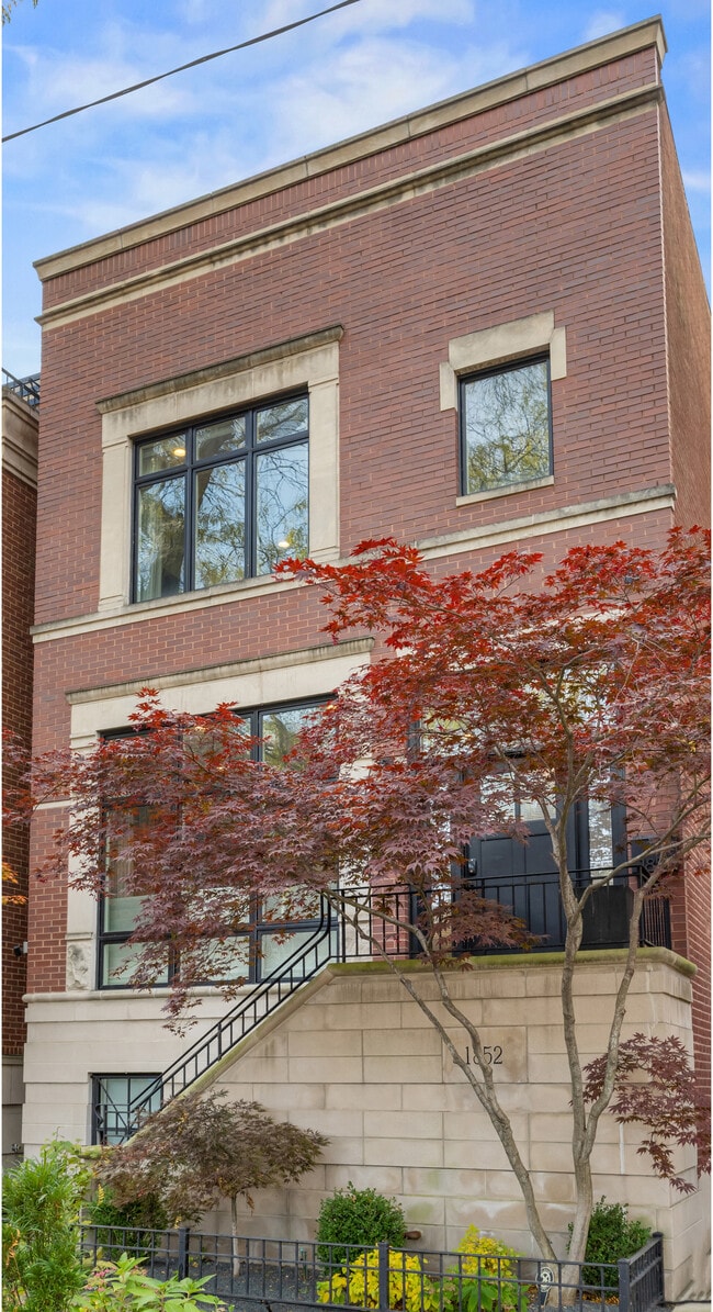 Foto del edificio - 1852 N Mohawk St