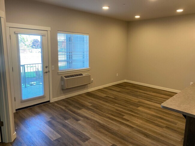 Foto del edificio - 1140 SW 27th St