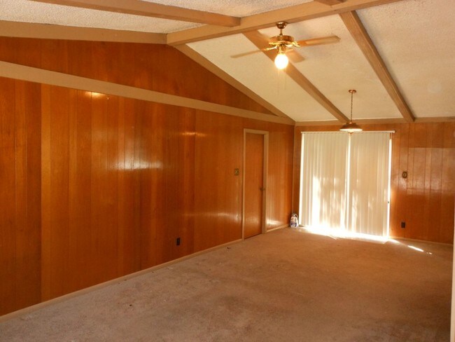 Building Photo - 11501 Ridge Dr