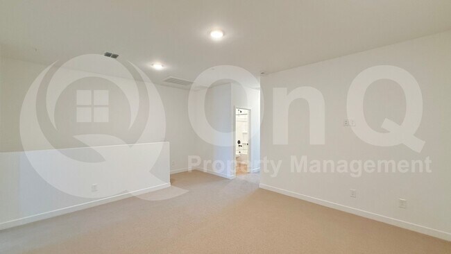 Foto del edificio - 2746 W Red Fox Rd