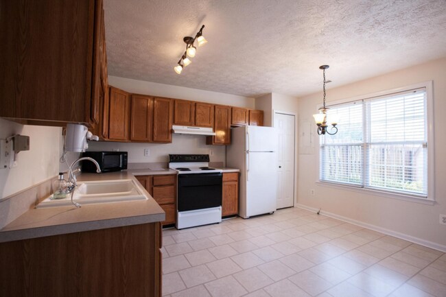 Foto del edificio - 10502 Guilderland Ct