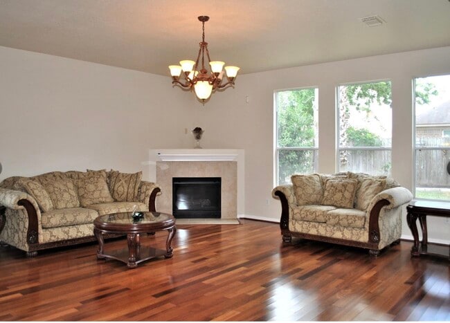 Building Photo - 19438 Juniper Vale Cir