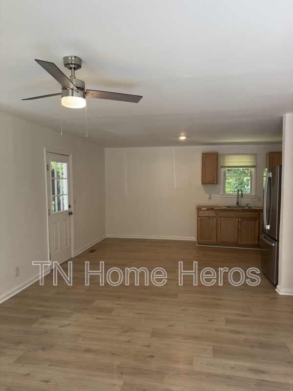 Foto del edificio - 610 Demoss St