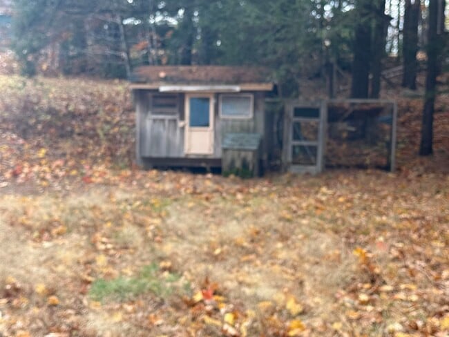 Building Photo - 192 Dorrs Corner Rd