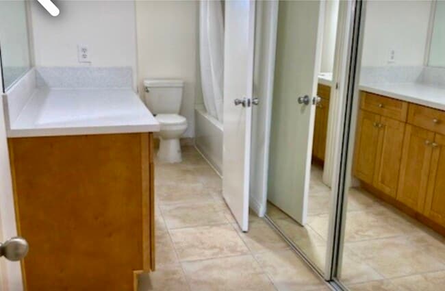 Photo - 3717 Bagley Ave Apartment