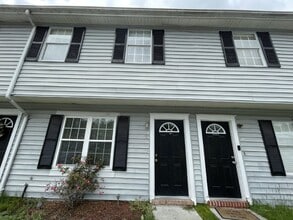 Building Photo - 1100 Pineland Ave