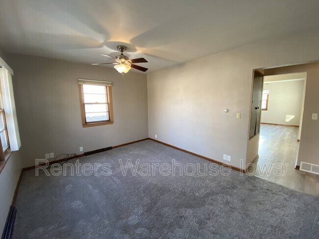 Foto del edificio - 219 S 14th St