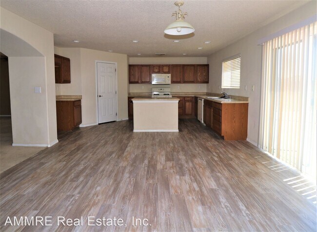 Building Photo - 5 br, 3.5 bath House - 9632 Pago Pl NW