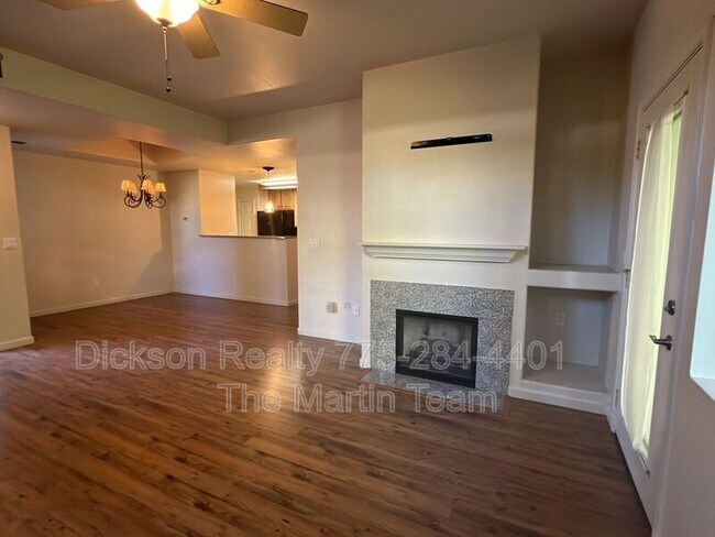 Building Photo - 900 S Meadows Pkwy