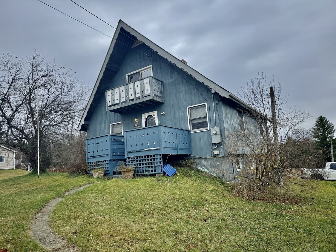 Photo - 826 Holt Rd (Plainfield, VT)